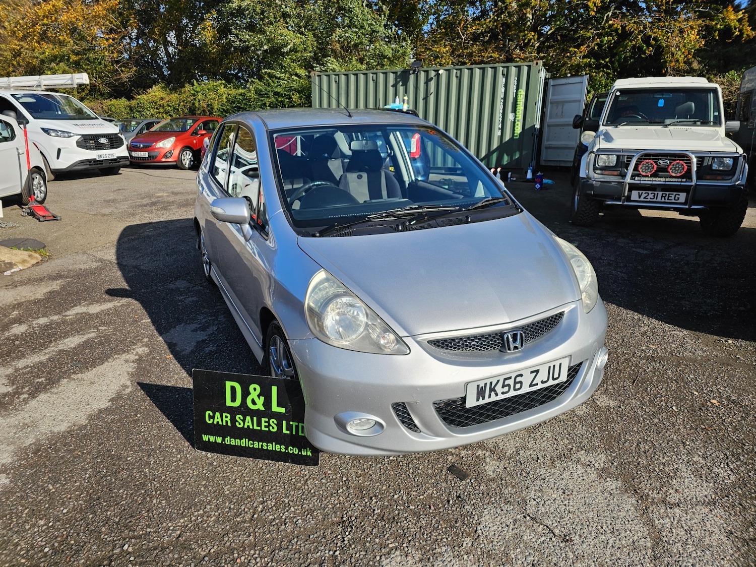 Used Honda Jazz 2006 for sale - 76392416: Photo 2