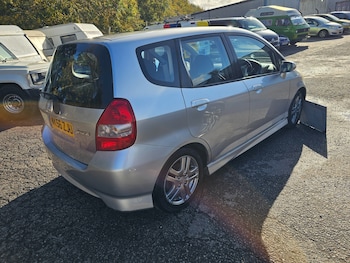 Used Honda Jazz 2006 for sale - 76392416: Photo