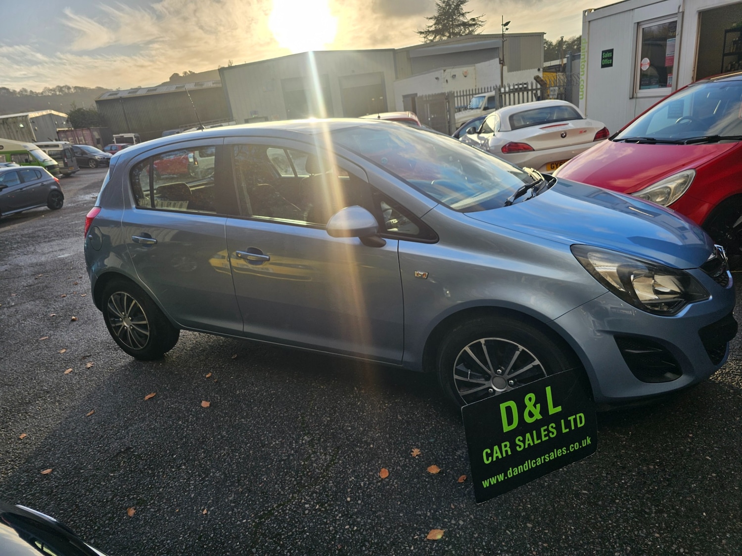 Used Vauxhall Corsa 2014 for sale - 76531579: Photo 2