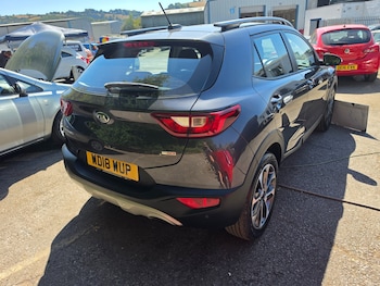 Used Kia Stonic 2018 for sale - 79515709: Photo
