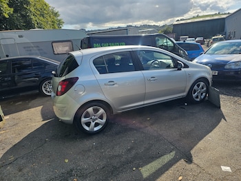 Used Vauxhall Corsa 2013 for sale - 76078060: Photo 3