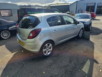 Used Vauxhall Corsa 2013 for sale - 76078060: Photo 4