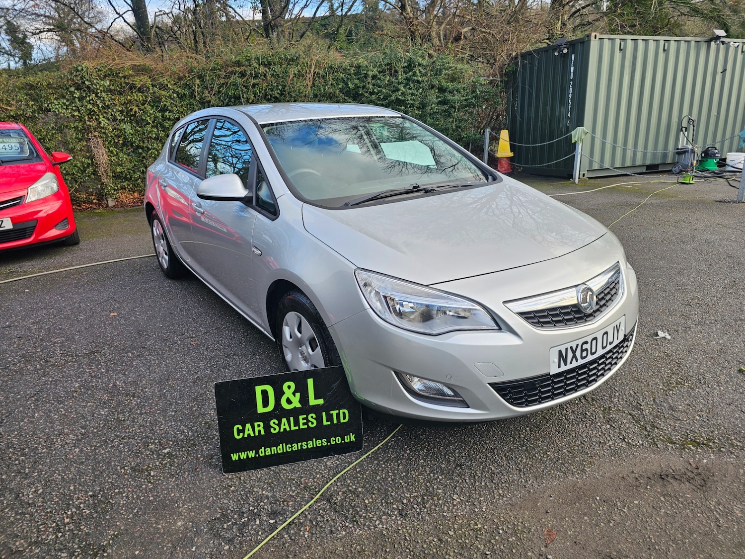 Used Vauxhall Astra 2010 for sale - 77261689: Photo 2