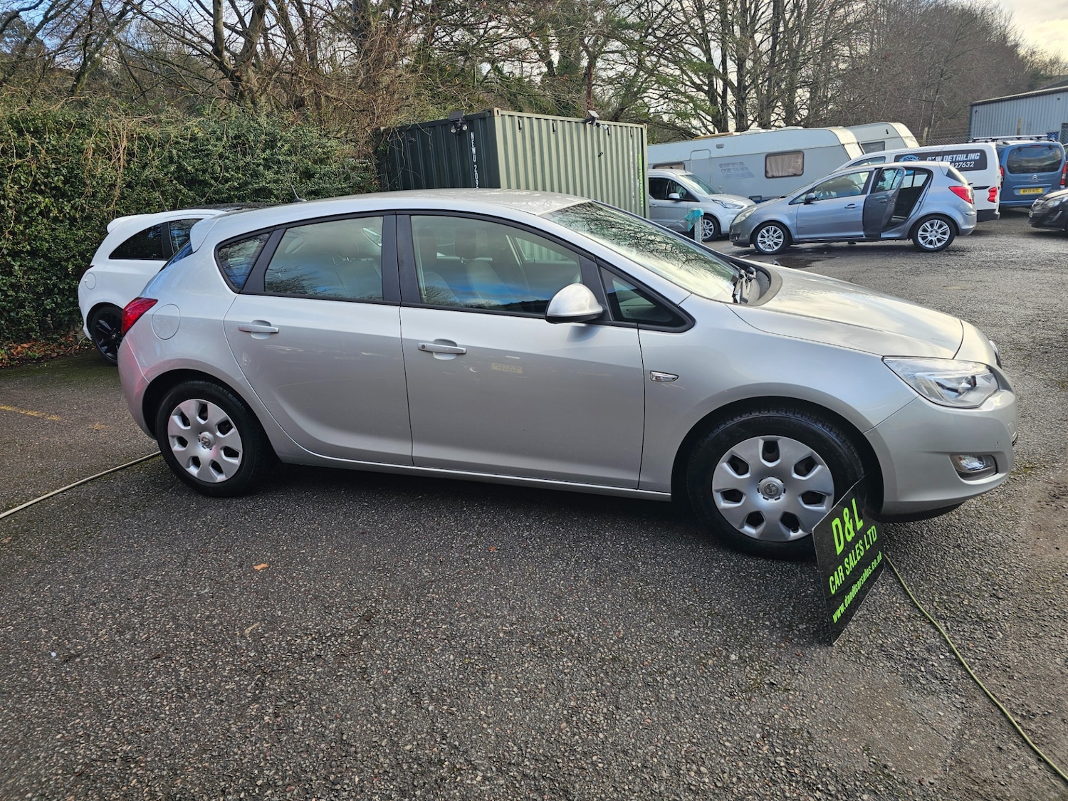 Used Vauxhall Astra 2010 for sale - 77261689: Photo 3