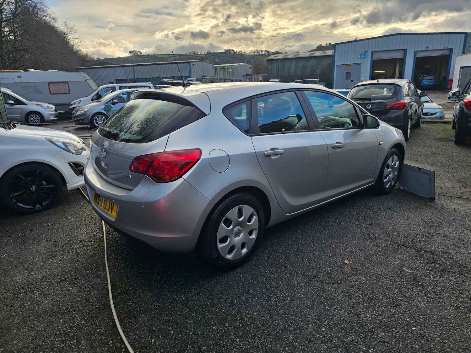 Used Vauxhall Astra 2010 for sale - 77261689: Photo 4