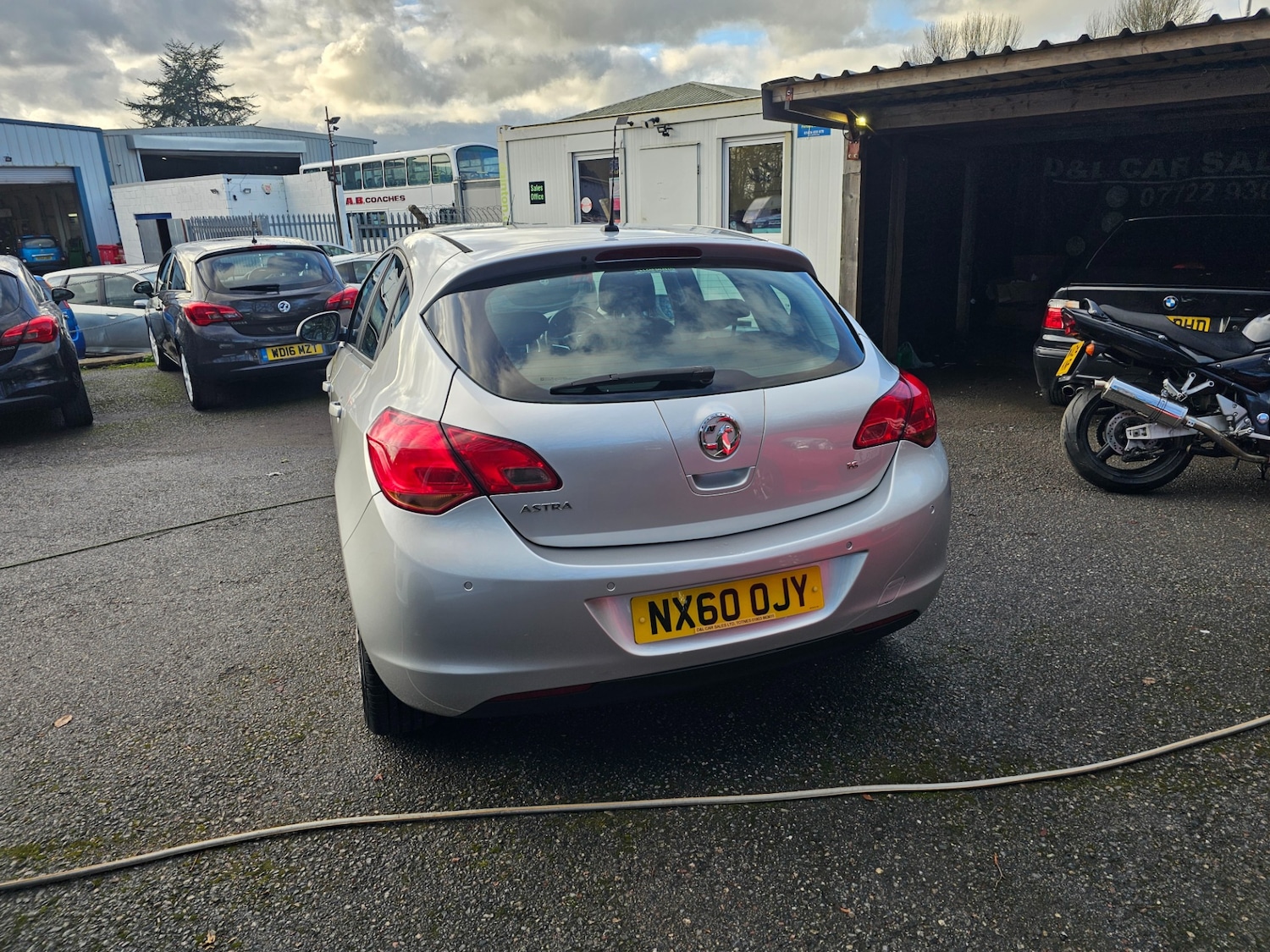 Used Vauxhall Astra 2010 for sale - 77261689: Photo 5