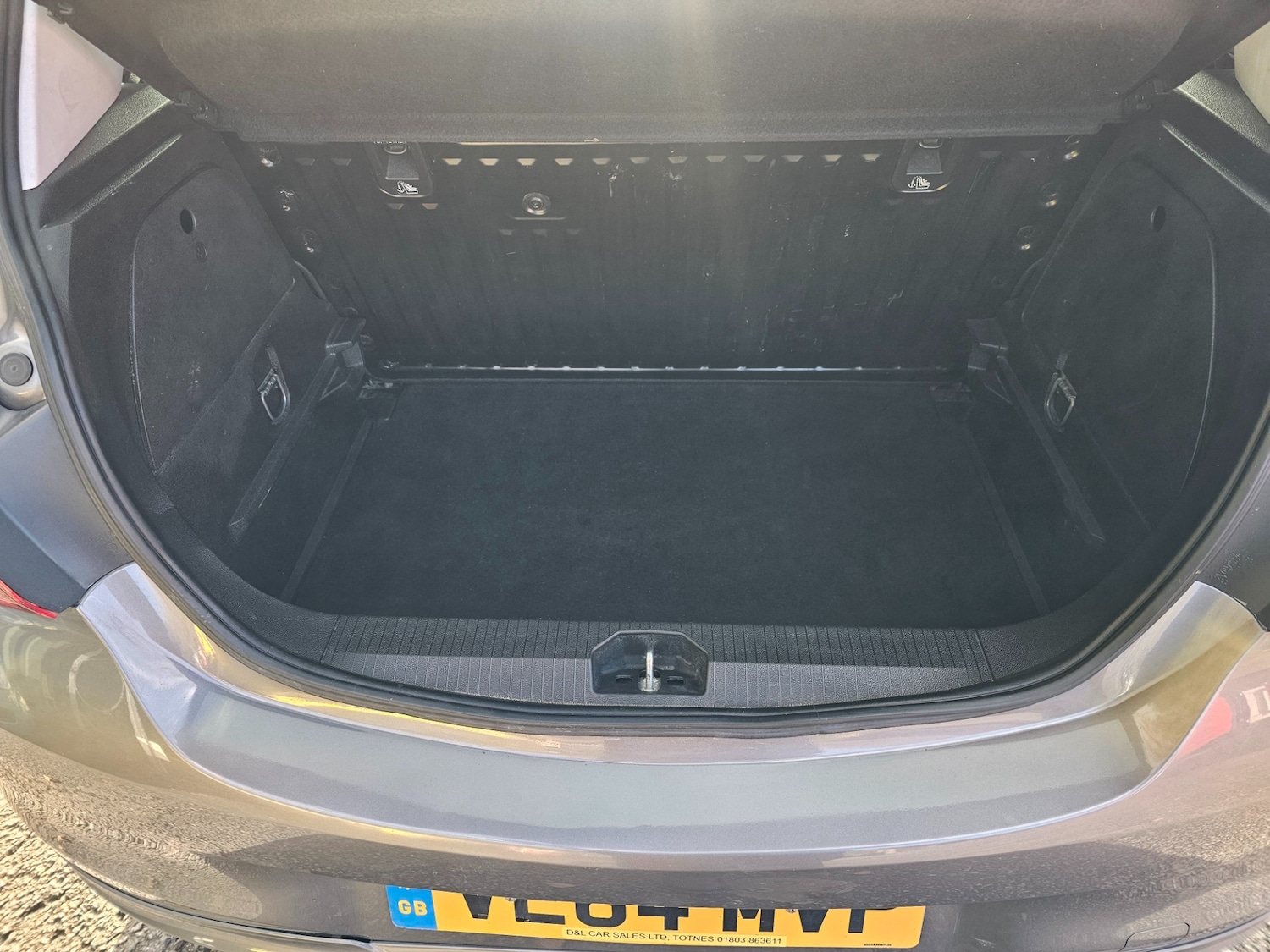 Used Vauxhall Corsa 2014 for sale - 76531799: Photo 13