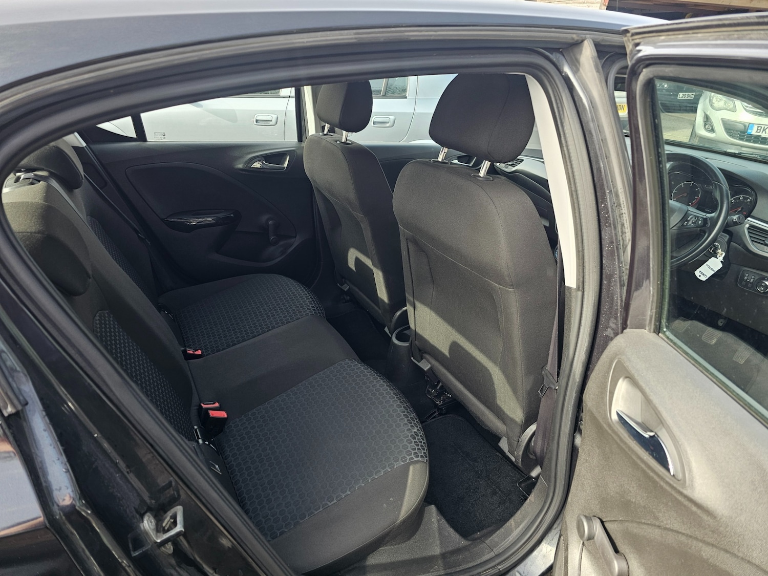 Used Vauxhall Corsa 2015 for sale - 77760881: Photo 10