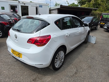 Used Vauxhall Astra 2013 for sale - 79308144: Photo