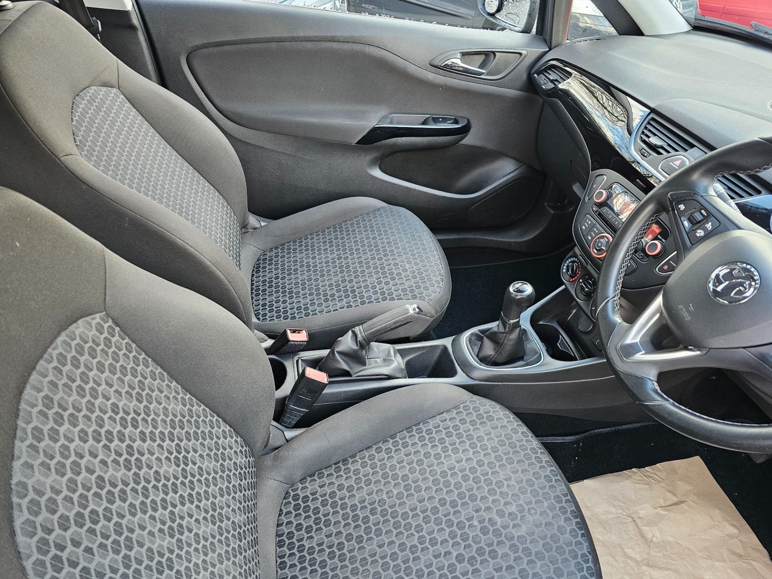 Used Vauxhall Corsa 2016 for sale - 77261438: Photo 9