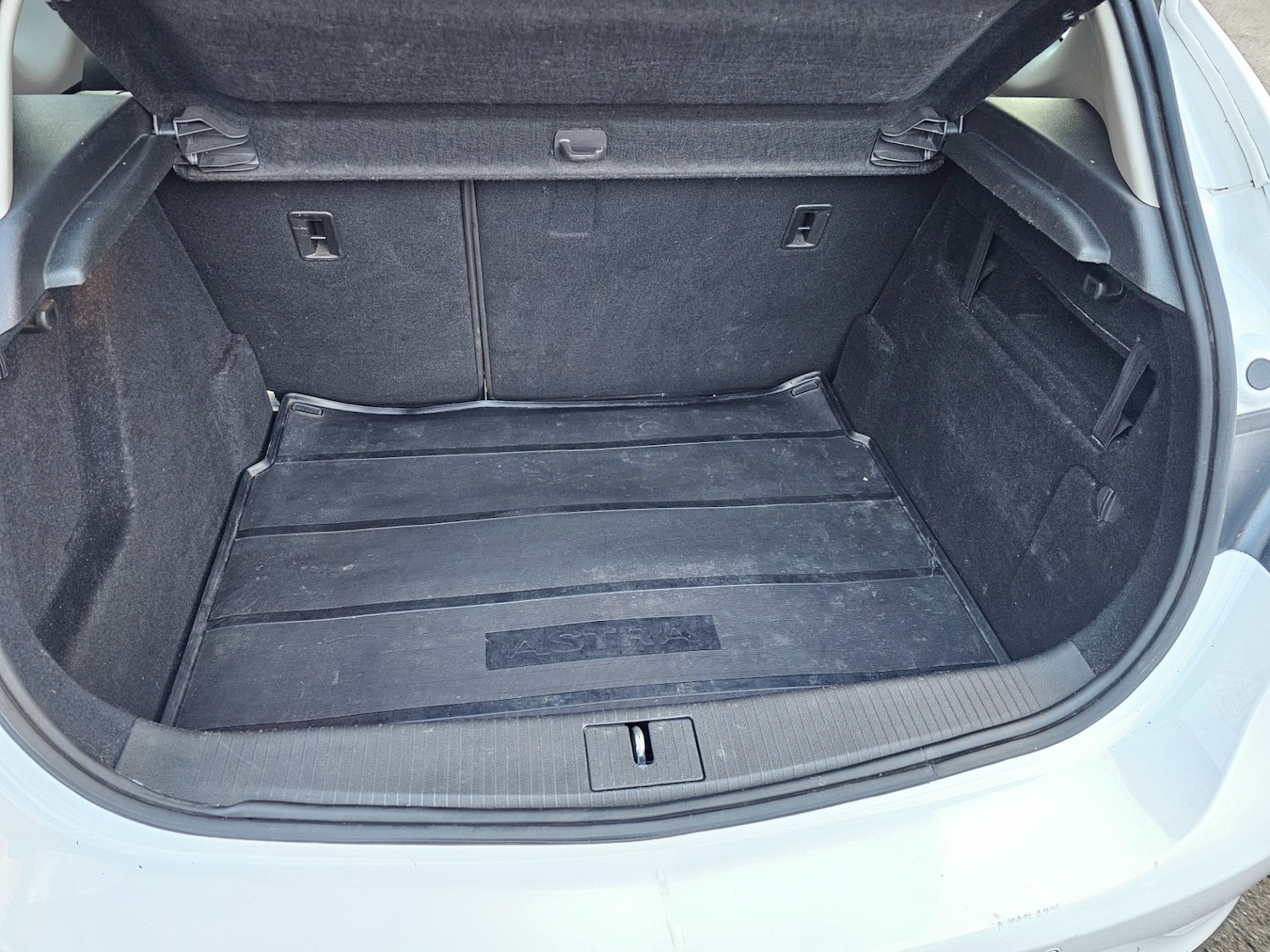 Used Vauxhall Astra 2013 for sale - 76931784: Photo 10