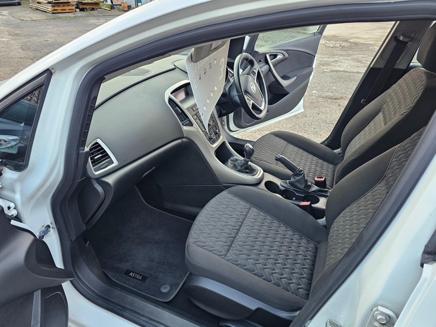 Used Vauxhall Astra 2013 for sale - 76931784: Photo 12