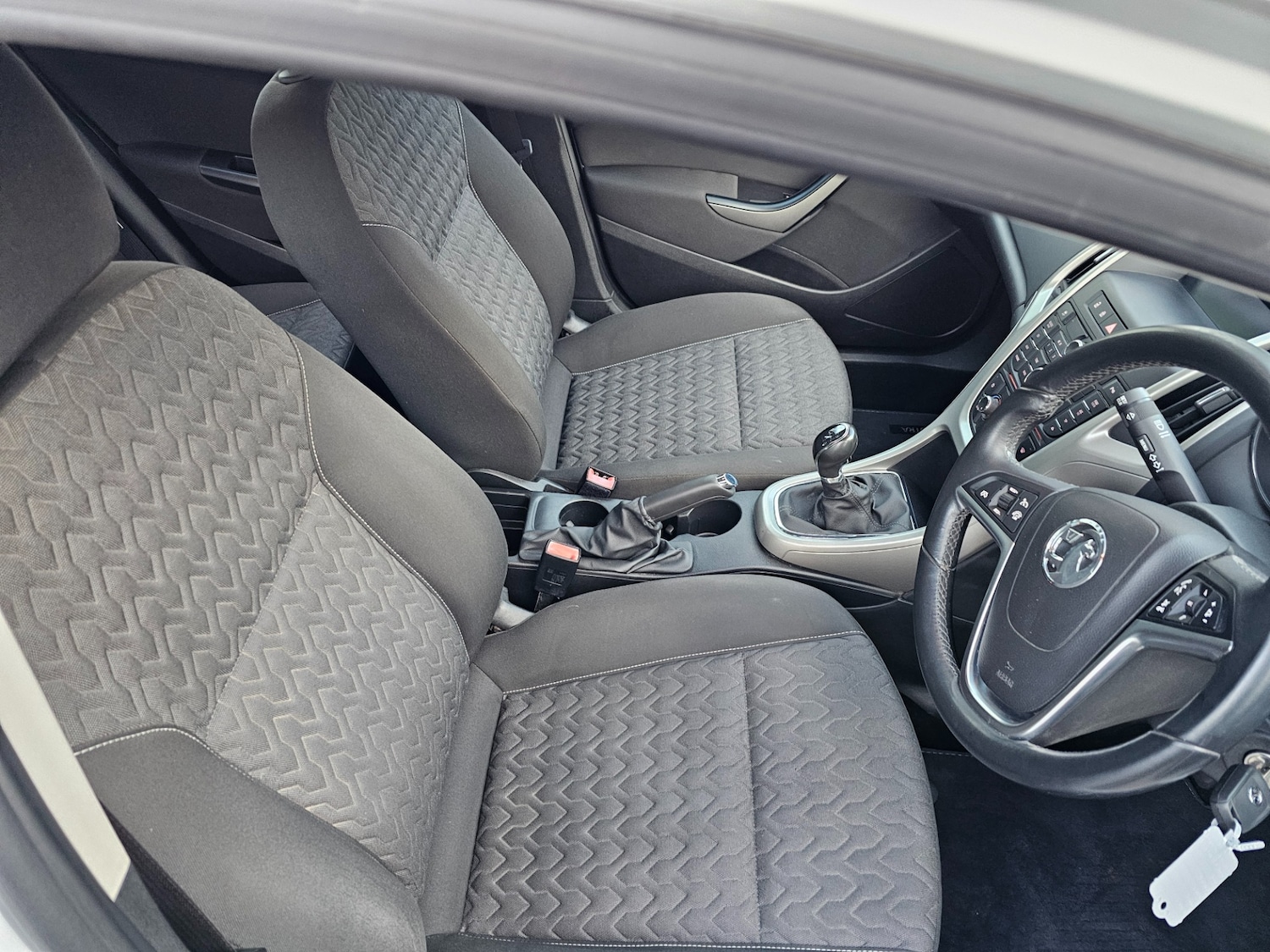 Used Vauxhall Astra 2013 for sale - 76931784: Photo 8