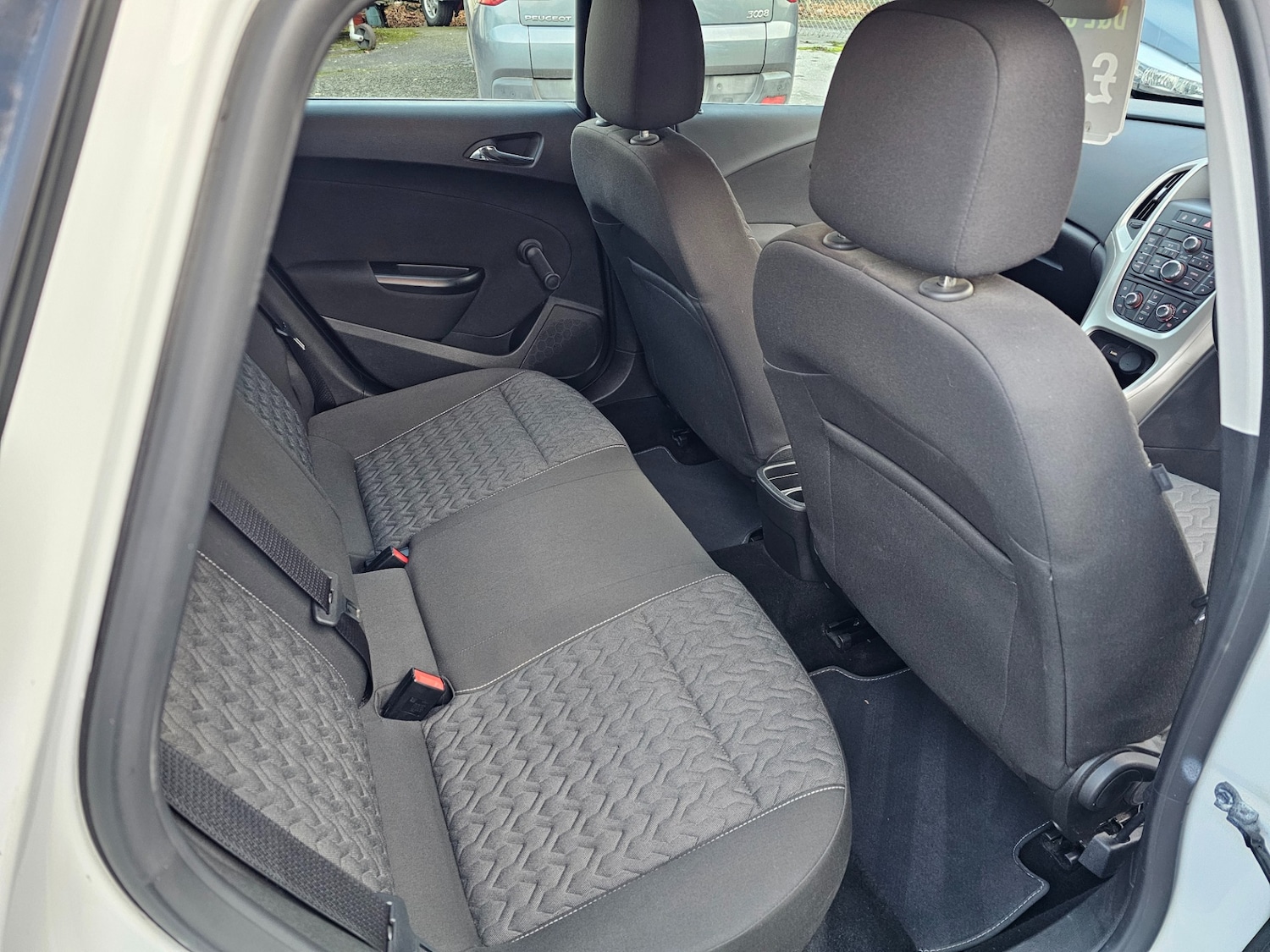 Used Vauxhall Astra 2013 for sale - 76931784: Photo 9