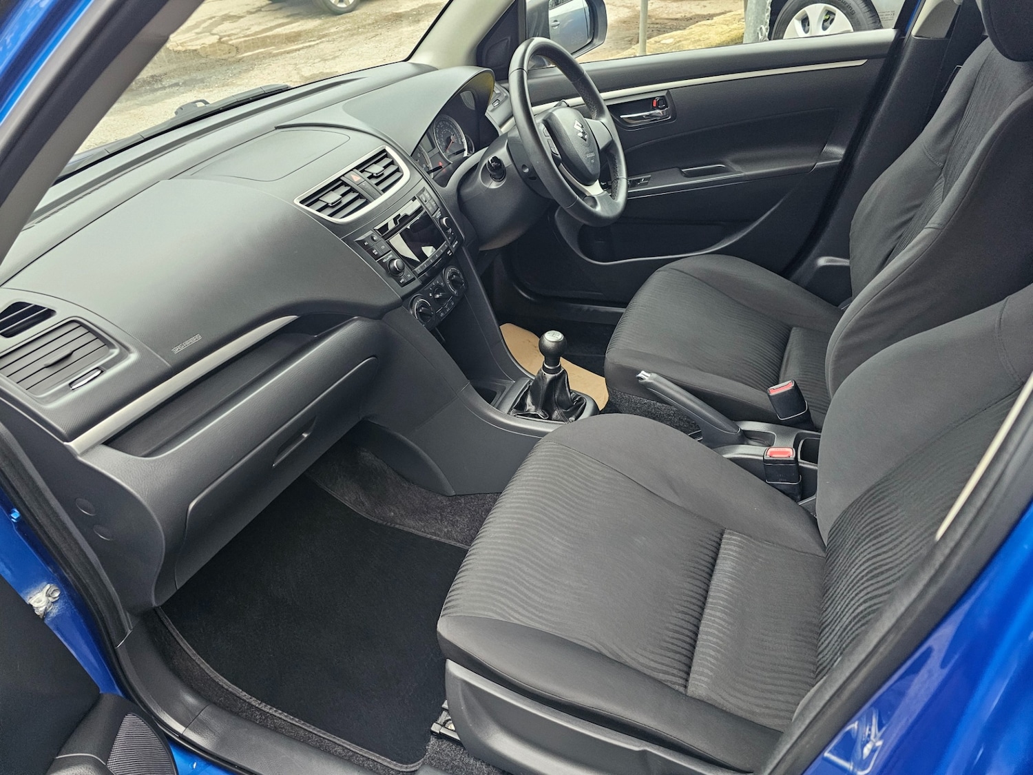 Used Suzuki Swift 2013 for sale - 77668200: Photo 14