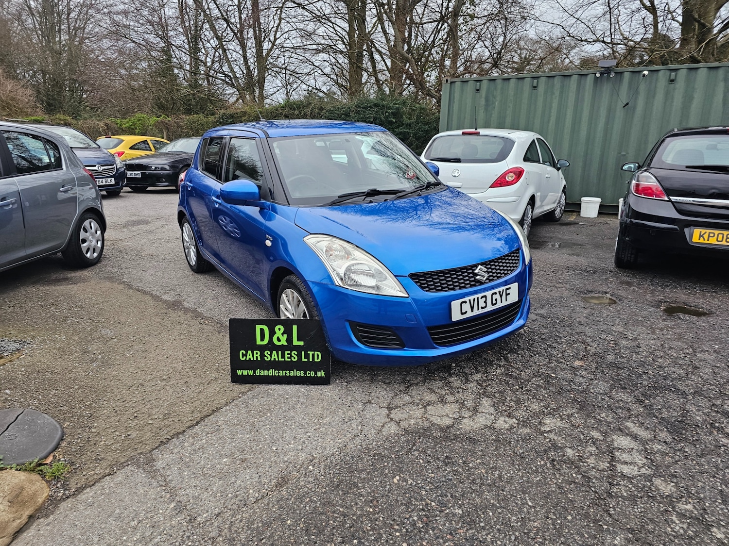 Used Suzuki Swift 2013 for sale - 77668200: Photo 2