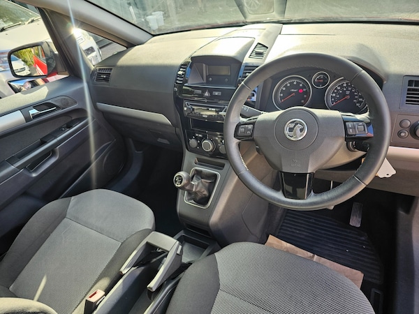 Used Vauxhall Zafira 2014 for sale - 76231816: Photo 9