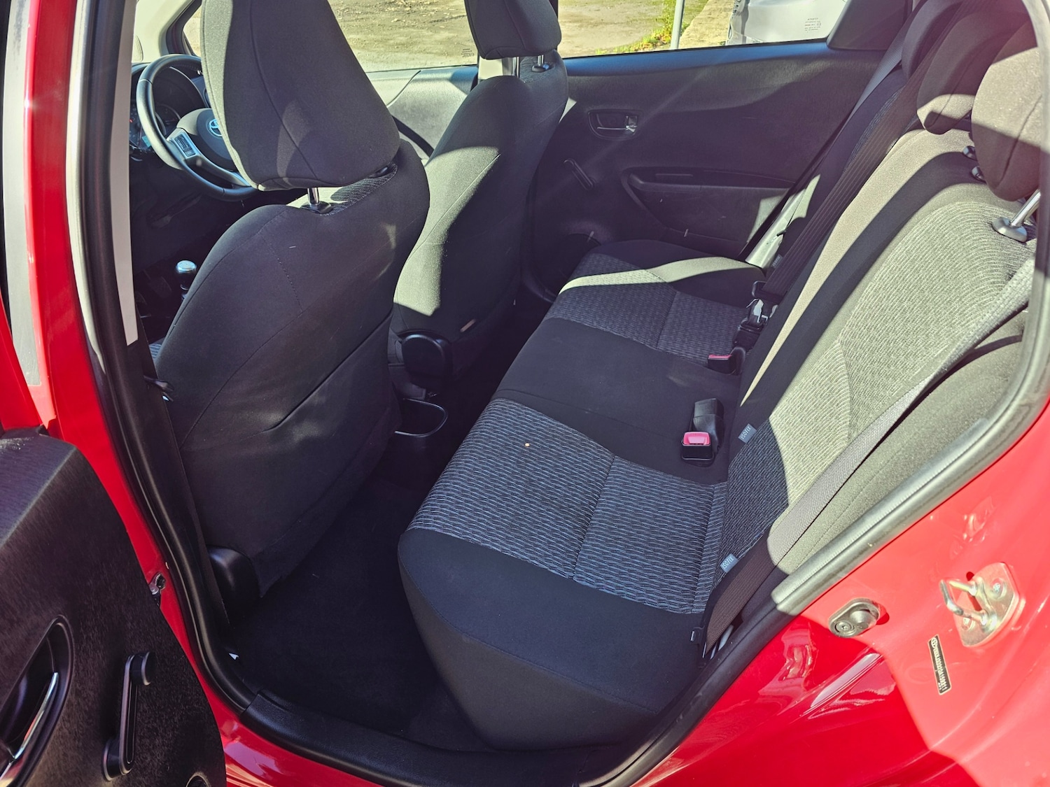 Used Toyota Yaris 2013 for sale - 76626581: Photo 16