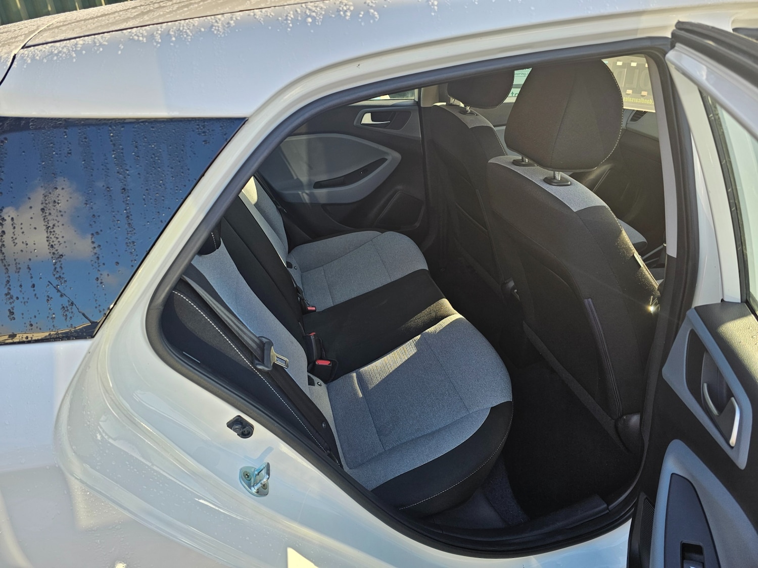 Used Hyundai i20 2015 for sale - 76531587: Photo 10