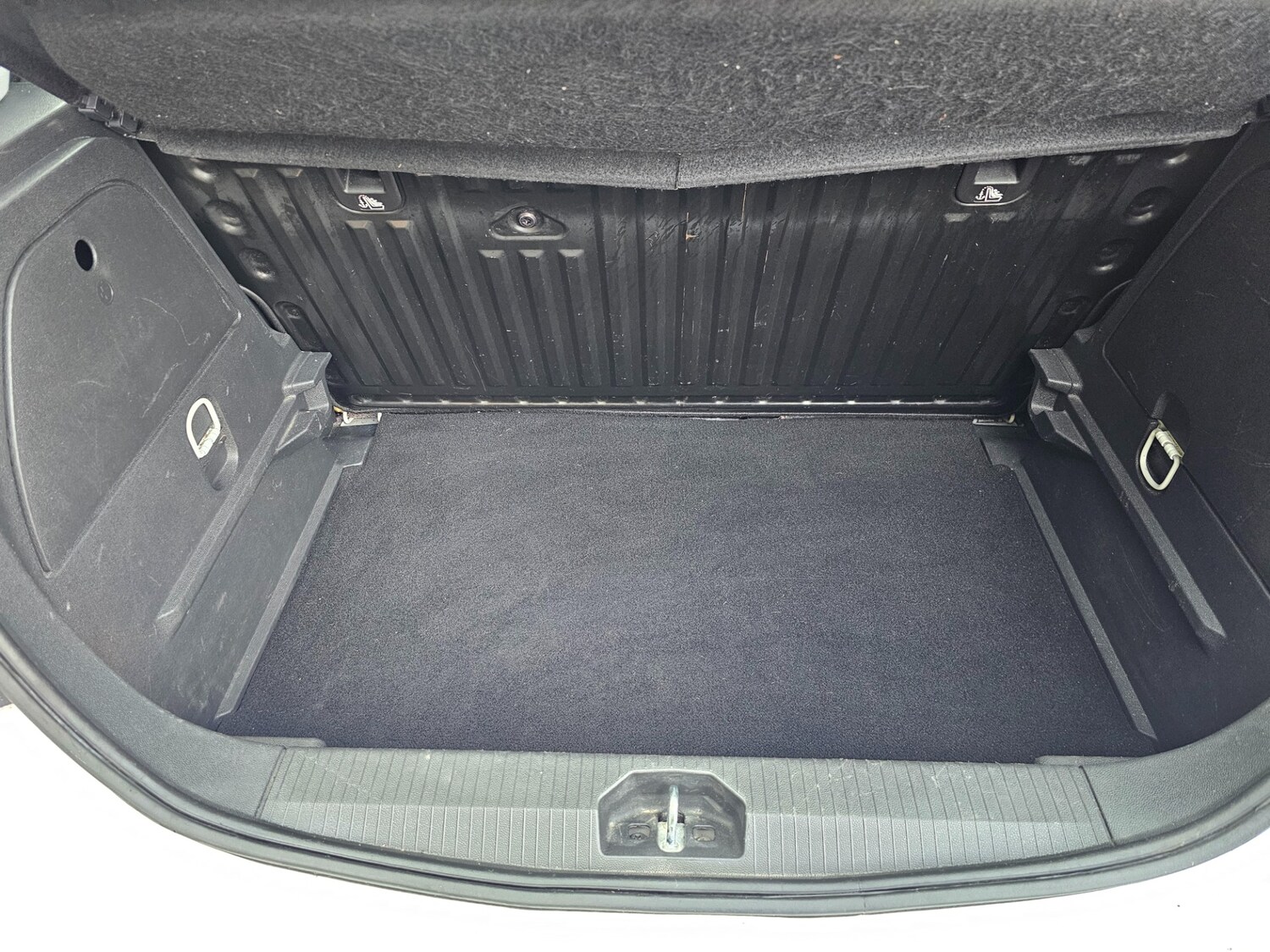 Used Vauxhall Corsa 2016 for sale - 76290064: Photo 10