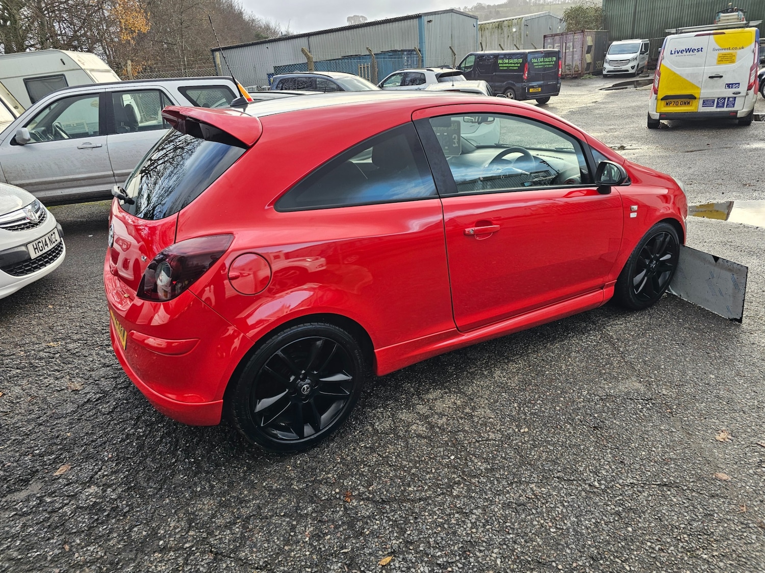 Used Vauxhall Corsa 2012 for sale - 76861676: Photo 3