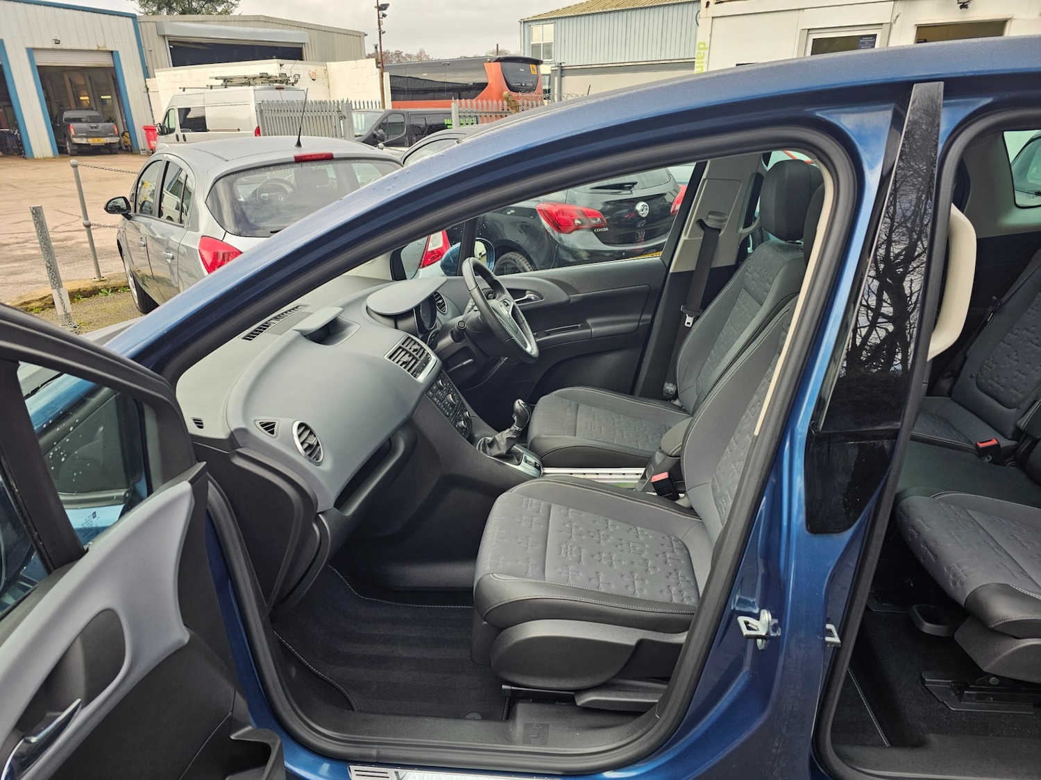 Used Vauxhall Meriva 2014 for sale - 77667954: Photo 9