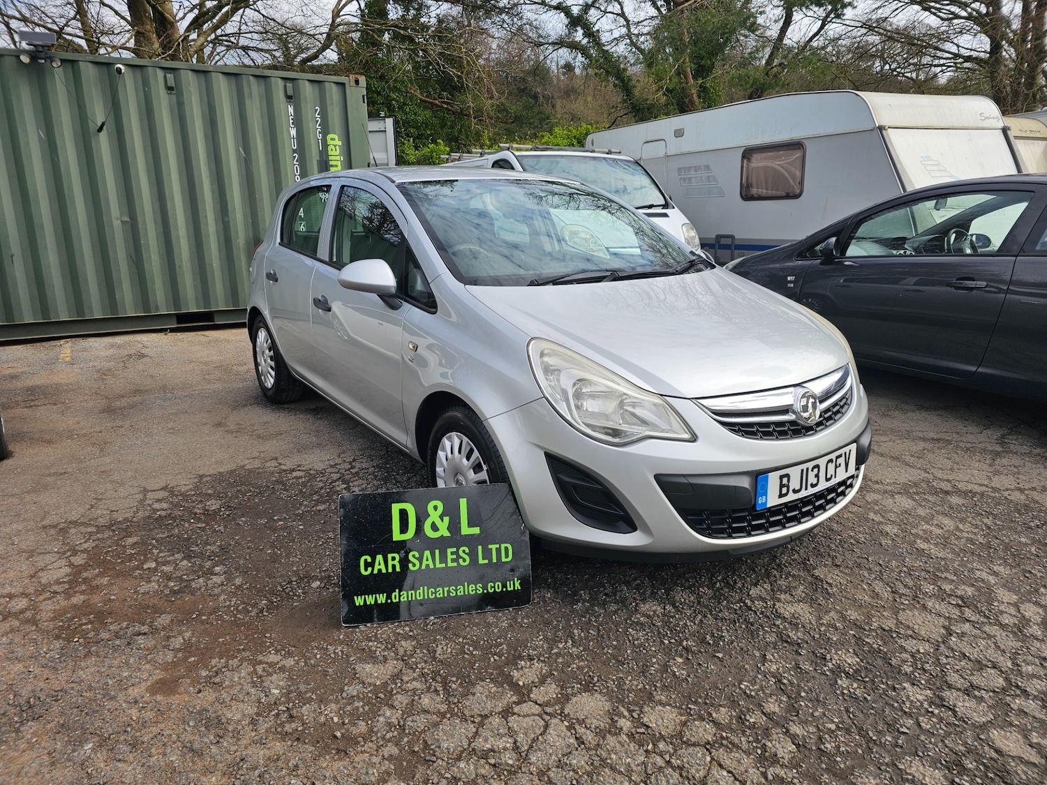 Used Vauxhall Corsa 2013 for sale - 78042148: Photo 2