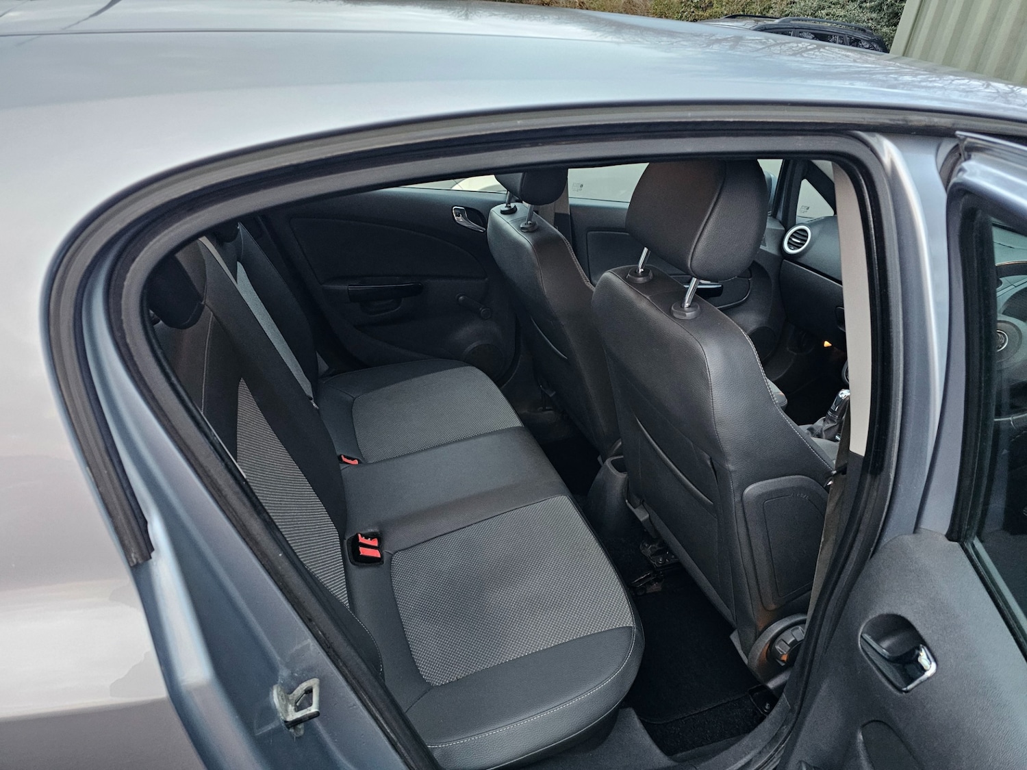 Used Vauxhall Corsa 2010 for sale - 77261712: Photo 11