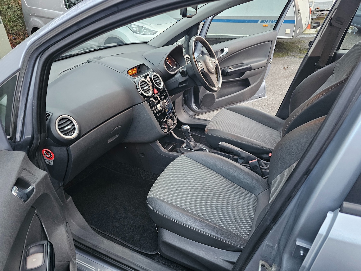 Used Vauxhall Corsa 2010 for sale - 77261712: Photo 13