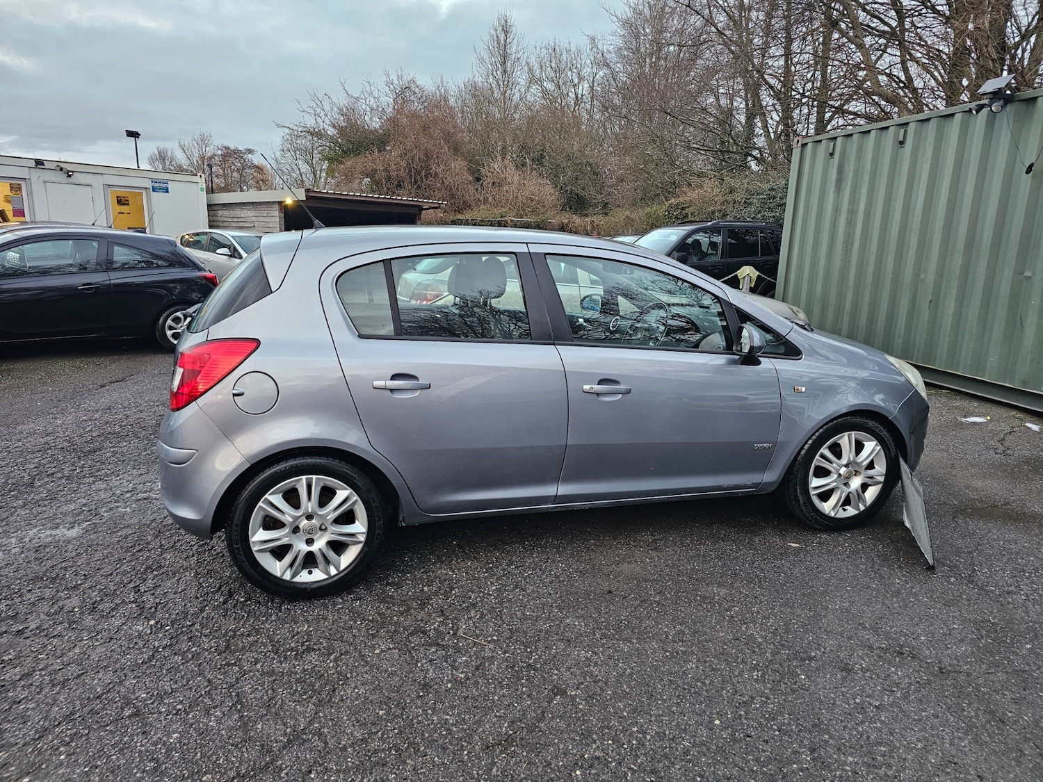 Used Vauxhall Corsa 2010 for sale - 77261712: Photo 3