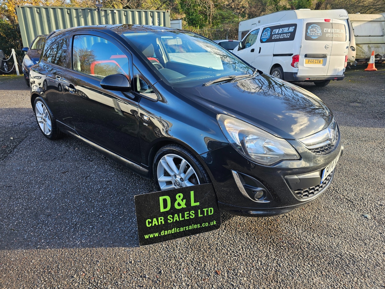 Used Vauxhall Corsa 2014 for sale - 76932177: Photo 1