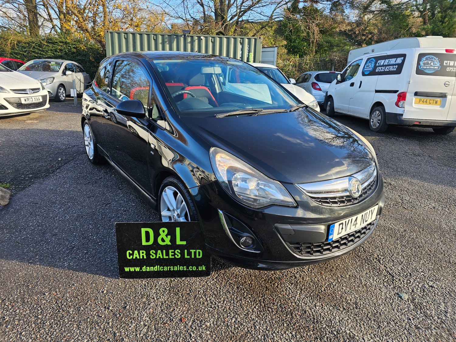 Used Vauxhall Corsa 2014 for sale - 76932177: Photo 2