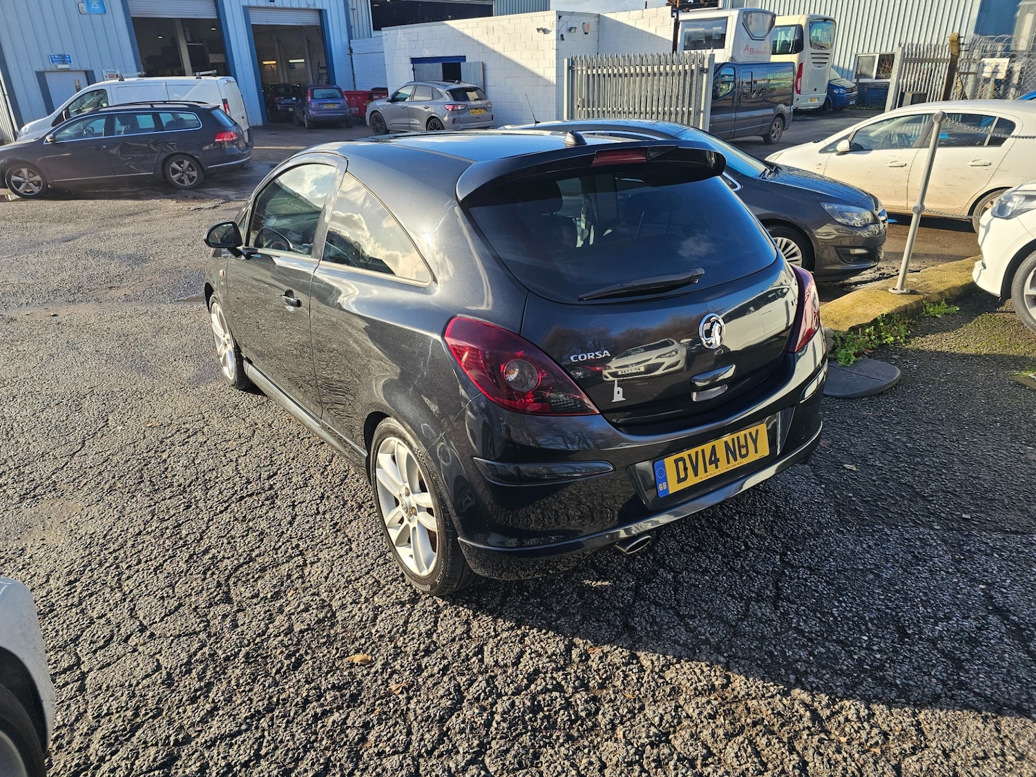 Used Vauxhall Corsa 2014 for sale - 76932177: Photo 6