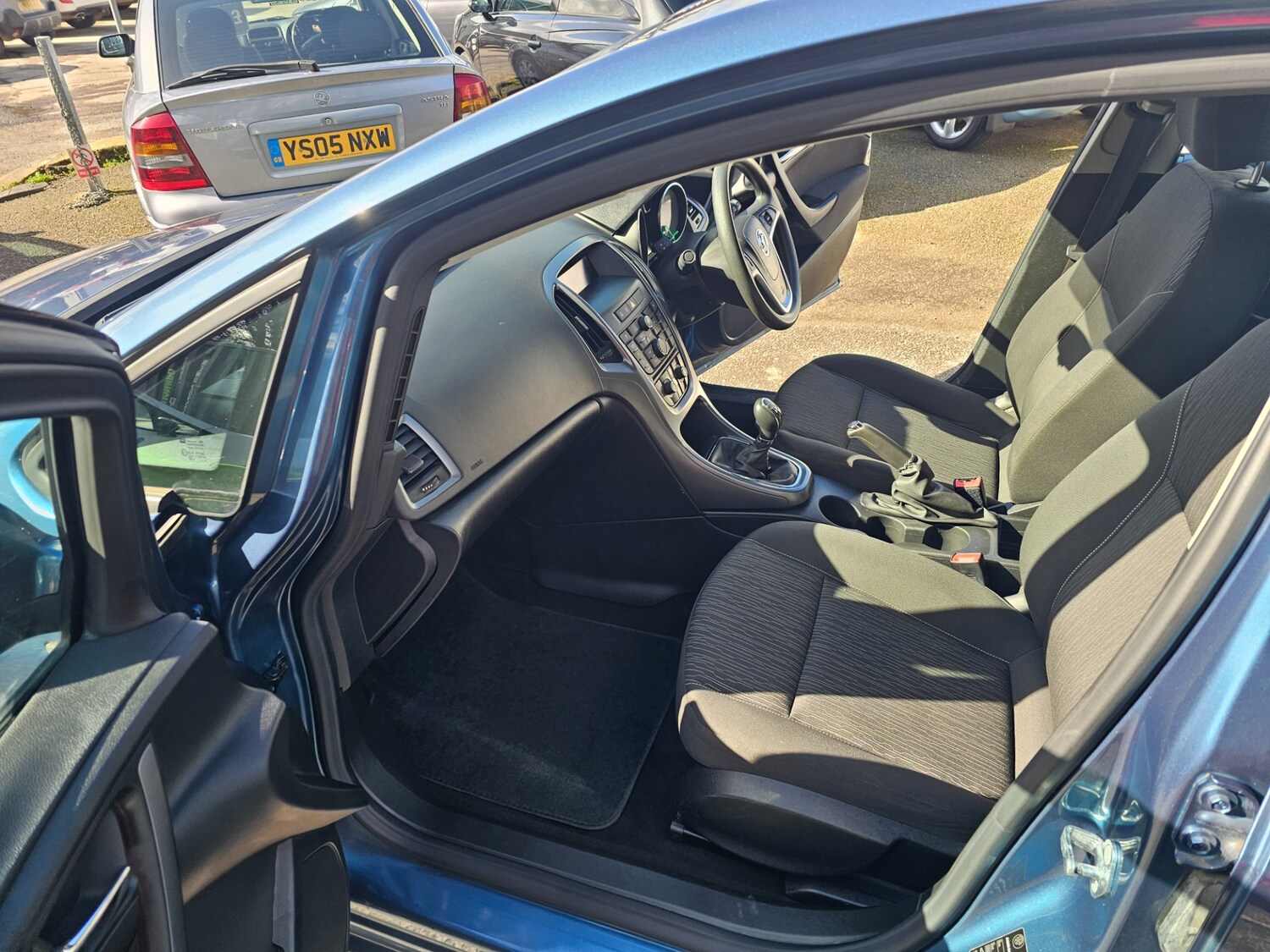 Used Vauxhall Astra 2015 for sale - 77845062: Photo 13