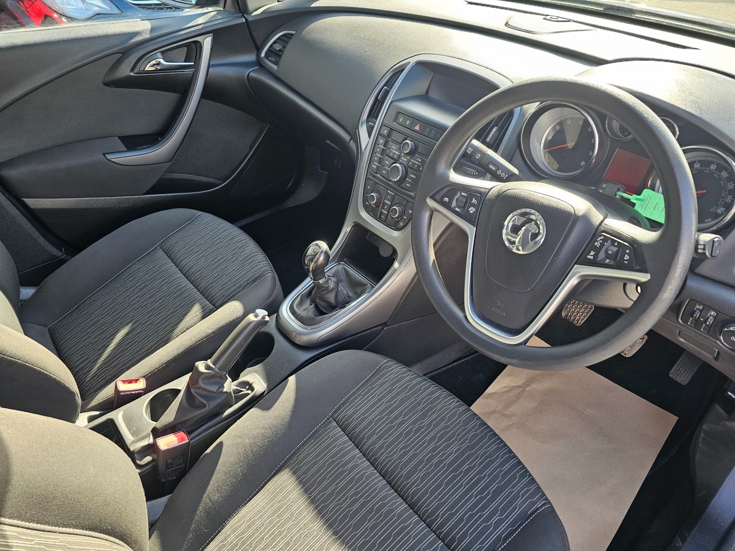 Used Vauxhall Astra 2015 for sale - 77845062: Photo 9