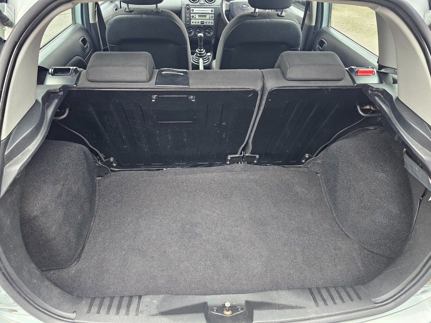 Used Ford Fiesta 2004 for sale - 78105758: Photo 11