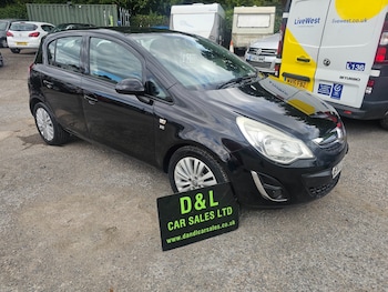 Vauxhall - Corsa