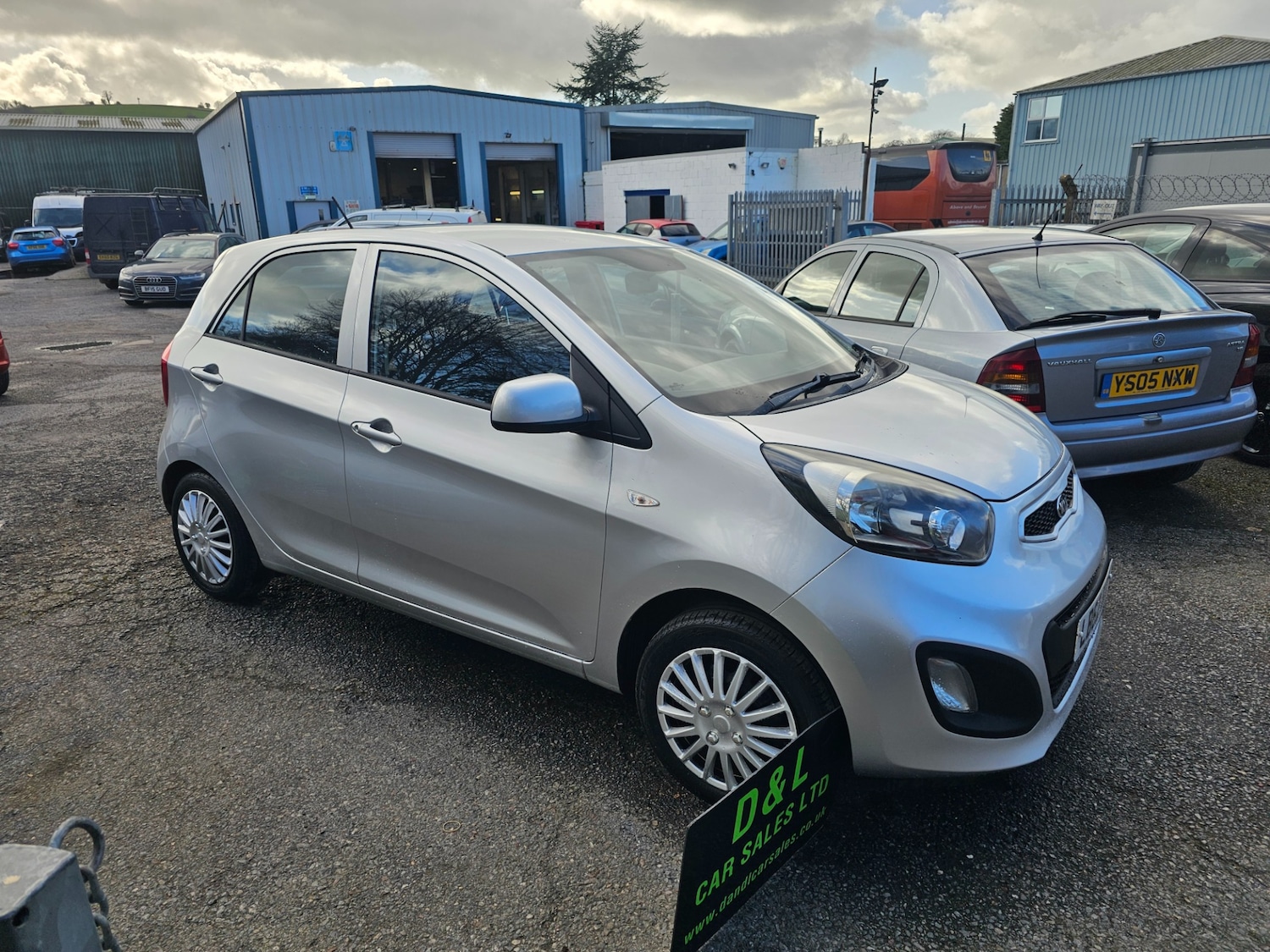 Used Kia Picanto 2012 for sale - 77845259: Photo 2