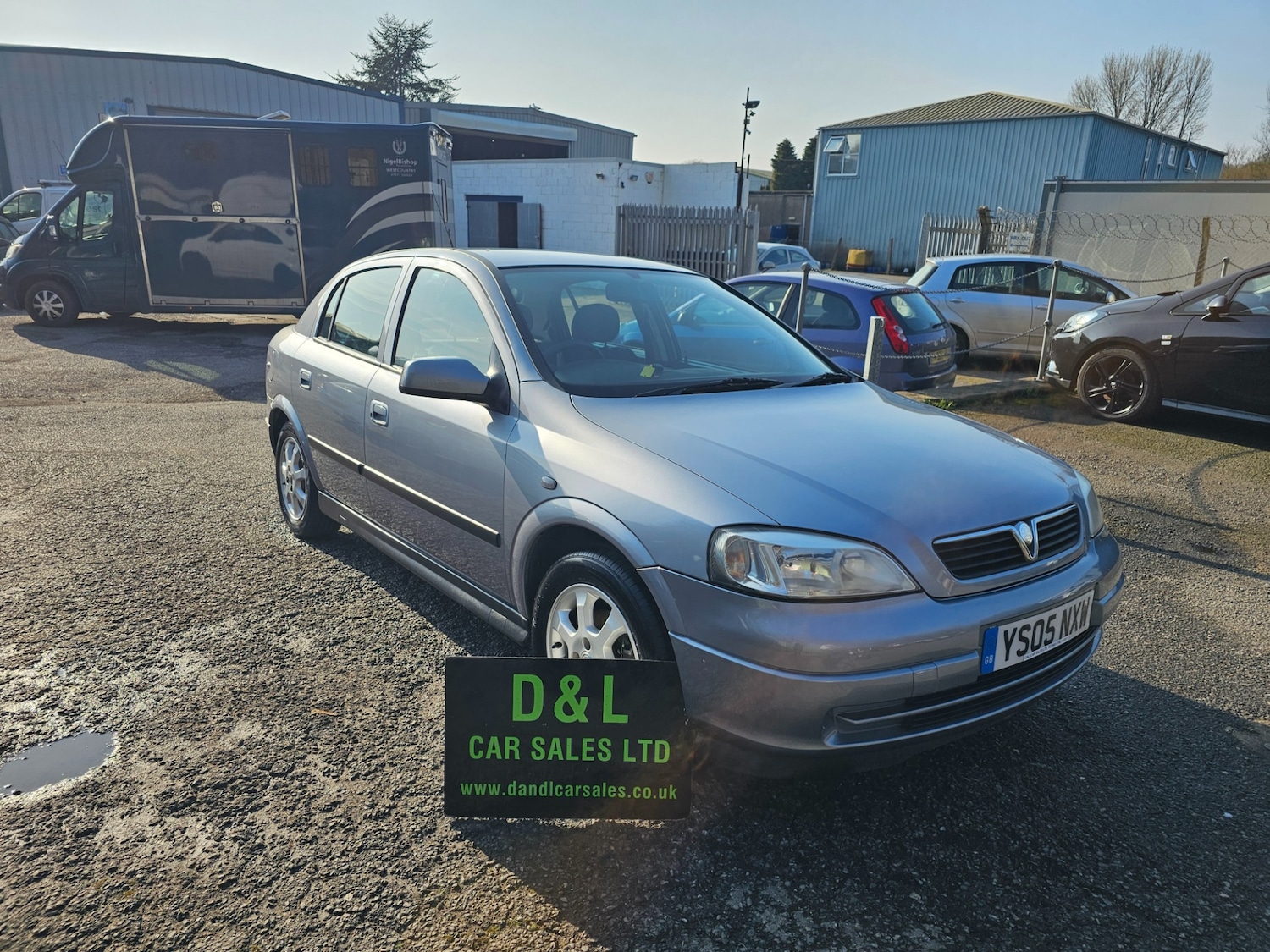 Used Vauxhall Astra 2005 for sale - 77760530: Photo 2