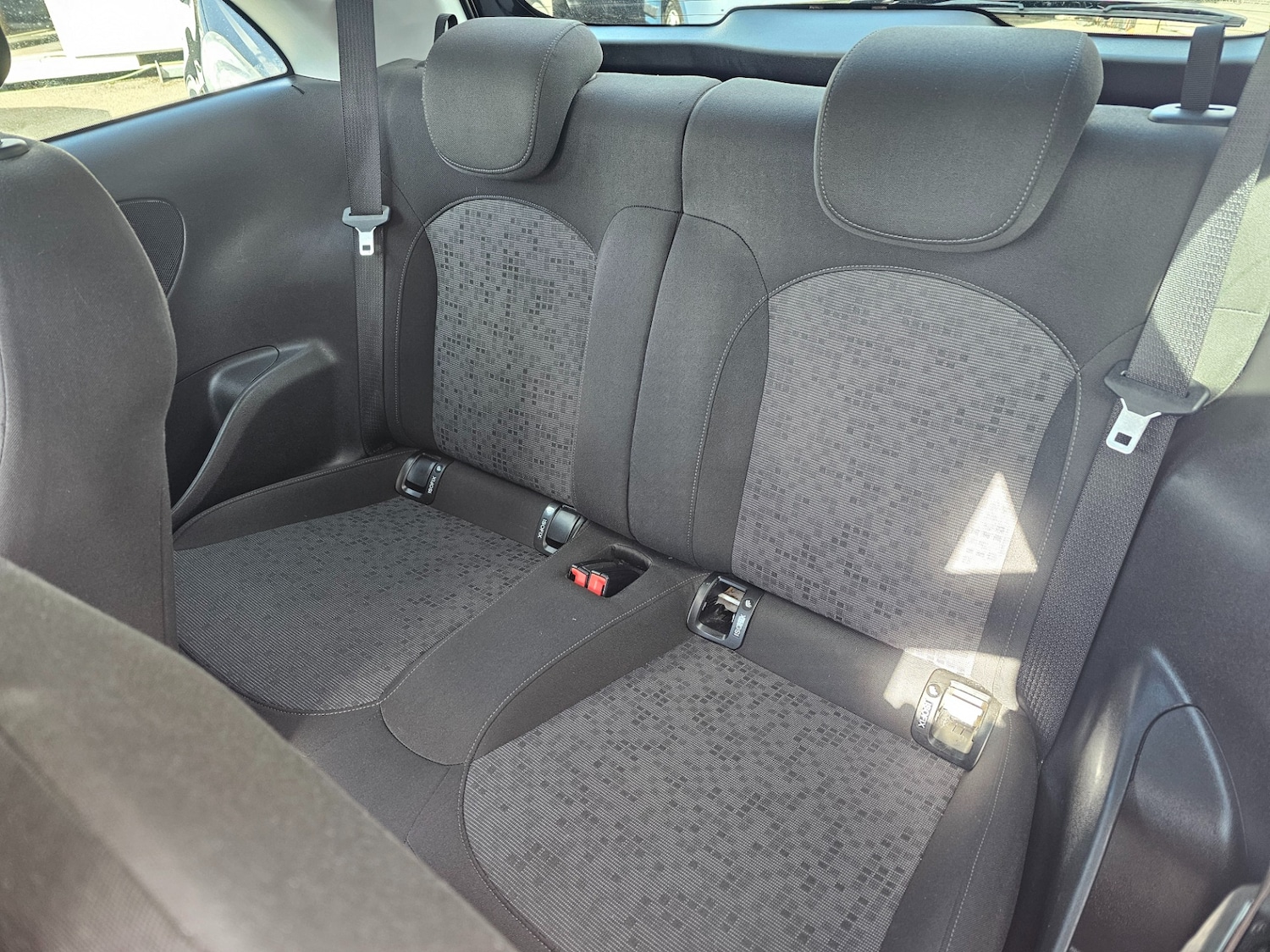 Used Vauxhall ADAM 2014 for sale - 78042167: Photo 15