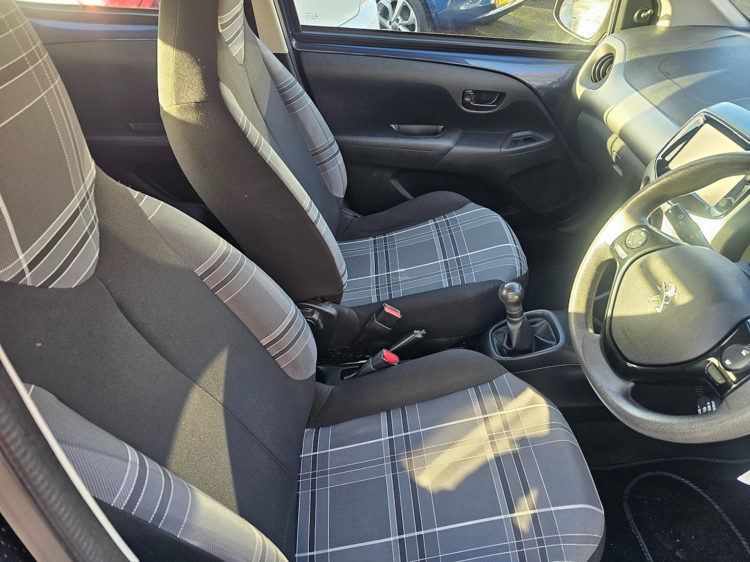 Used Peugeot 108 2016 for sale - 77004807: Photo 12