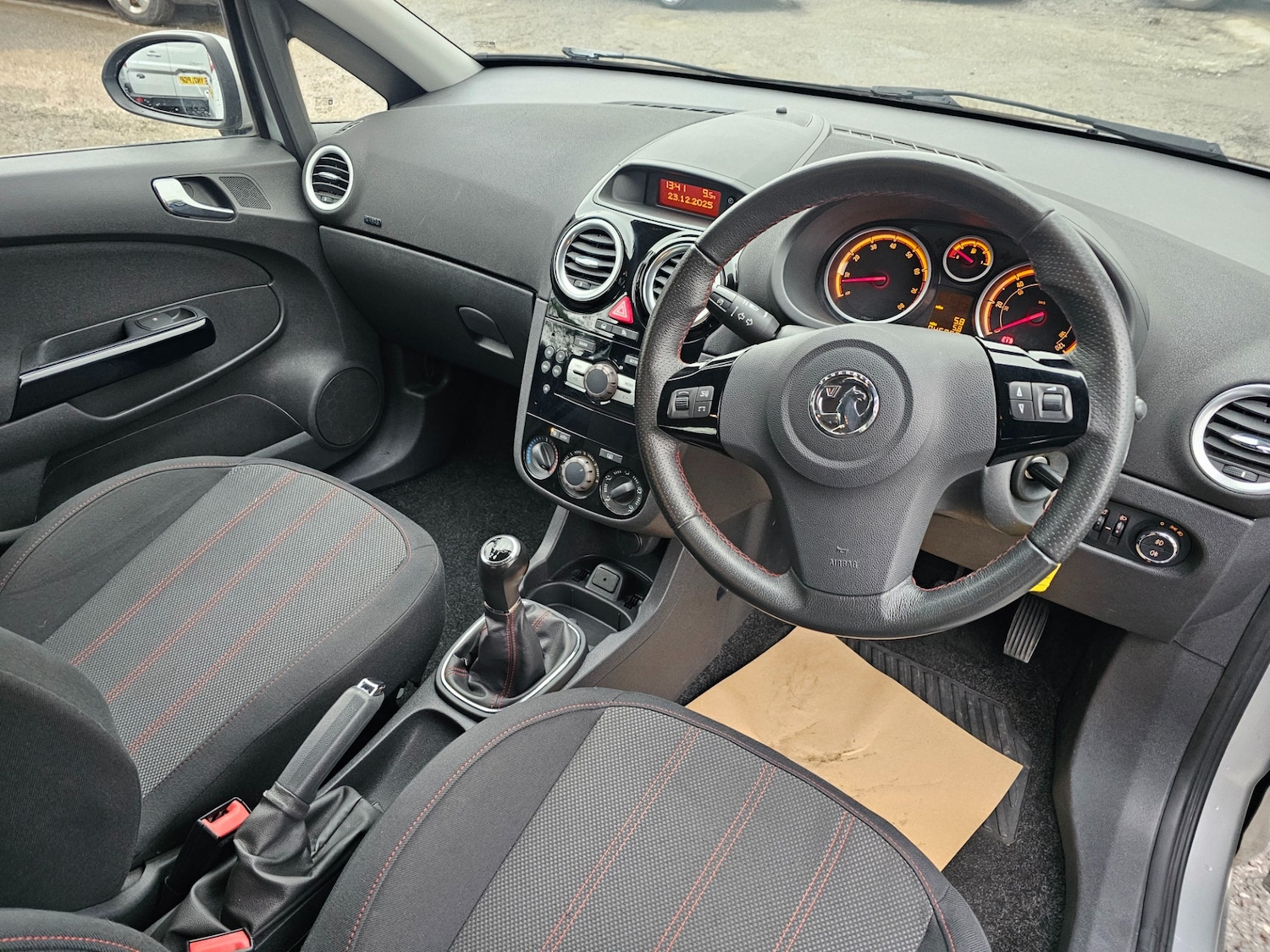 Used Vauxhall Corsa 2013 for sale - 77136162: Photo 9