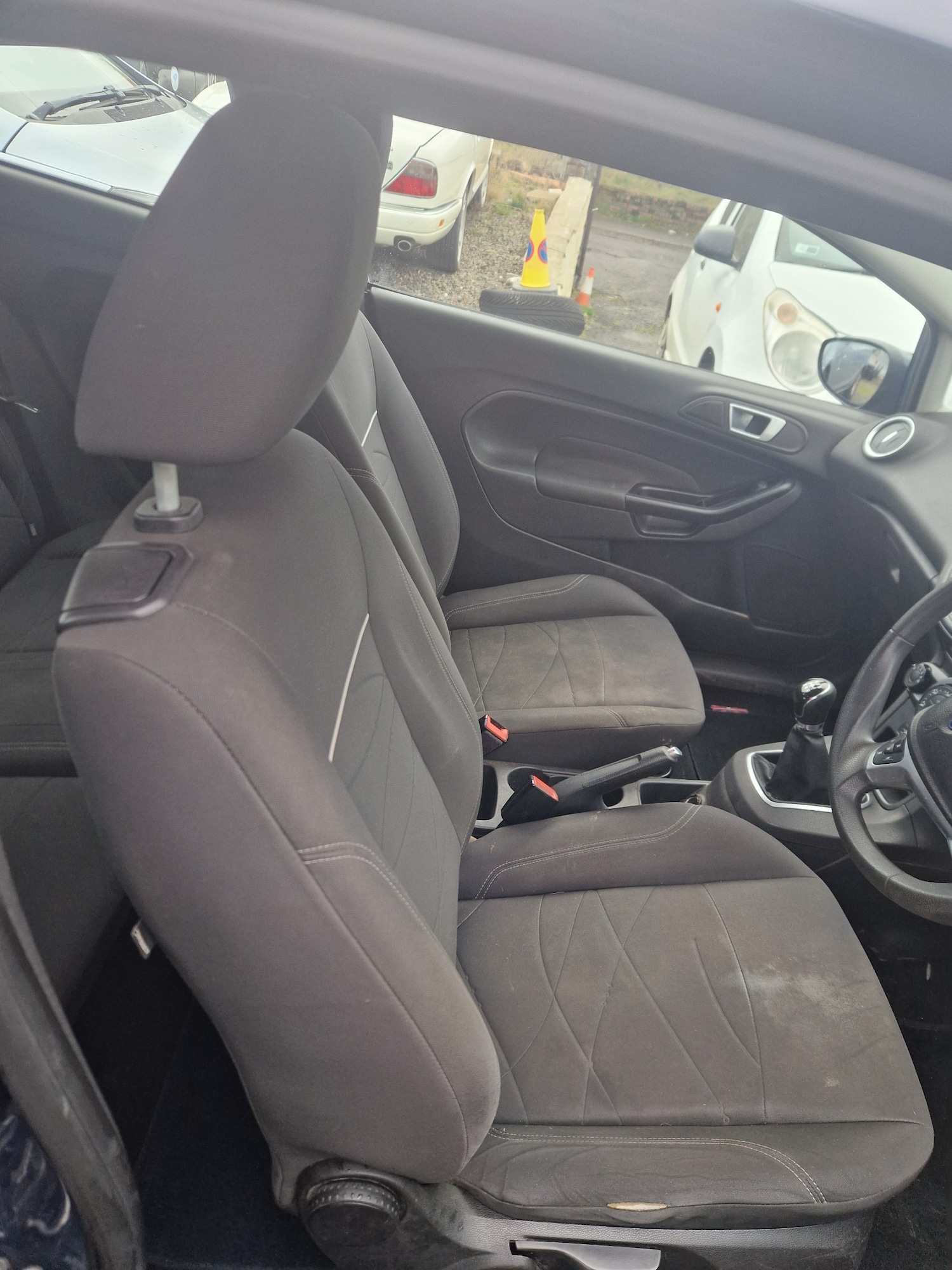 Used Ford Fiesta 2013 for sale - 76958387: Photo 15