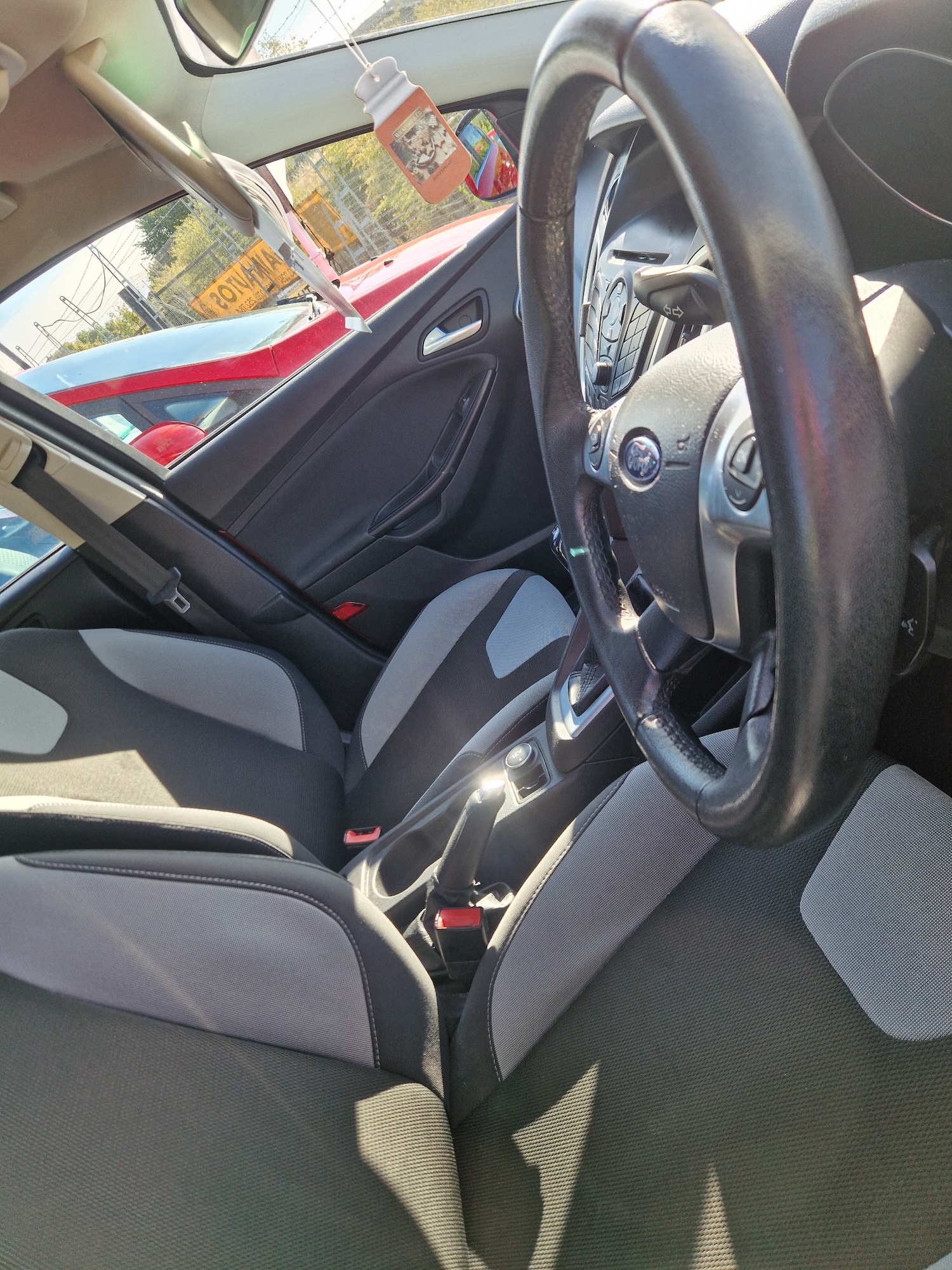 Used Ford Focus 2012 for sale - 76035525: Photo 13