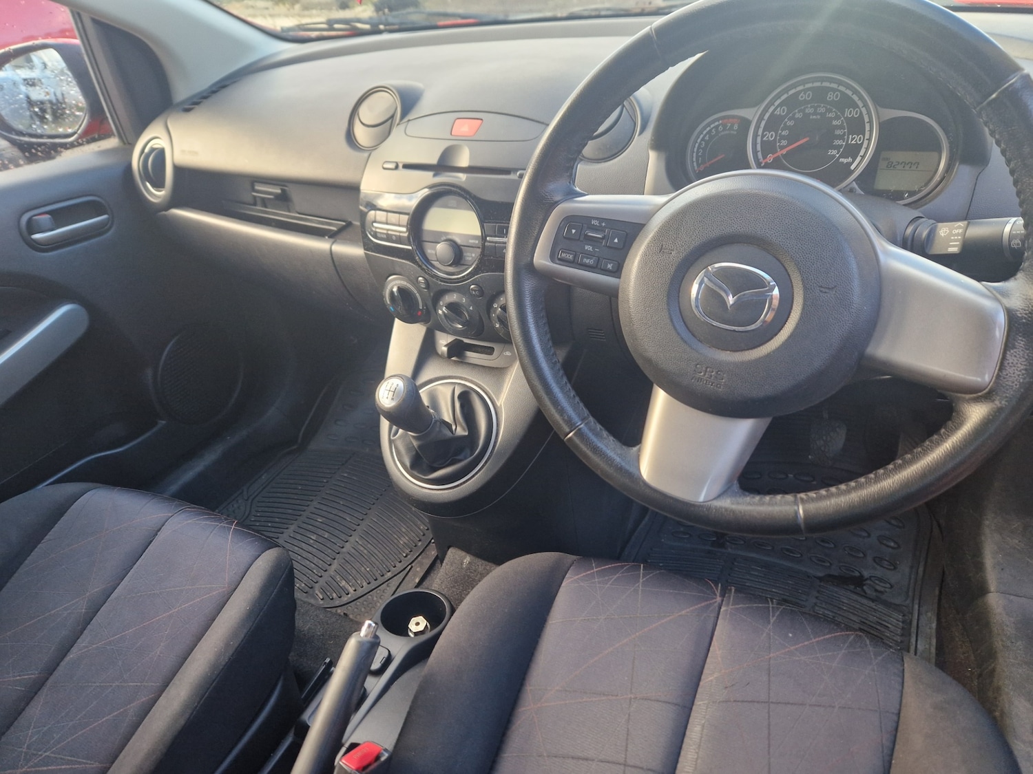 Used Mazda Mazda2 2011 for sale - 76576665: Photo 19