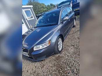 Used Volvo V50 2010 for sale - 79853430: Photo