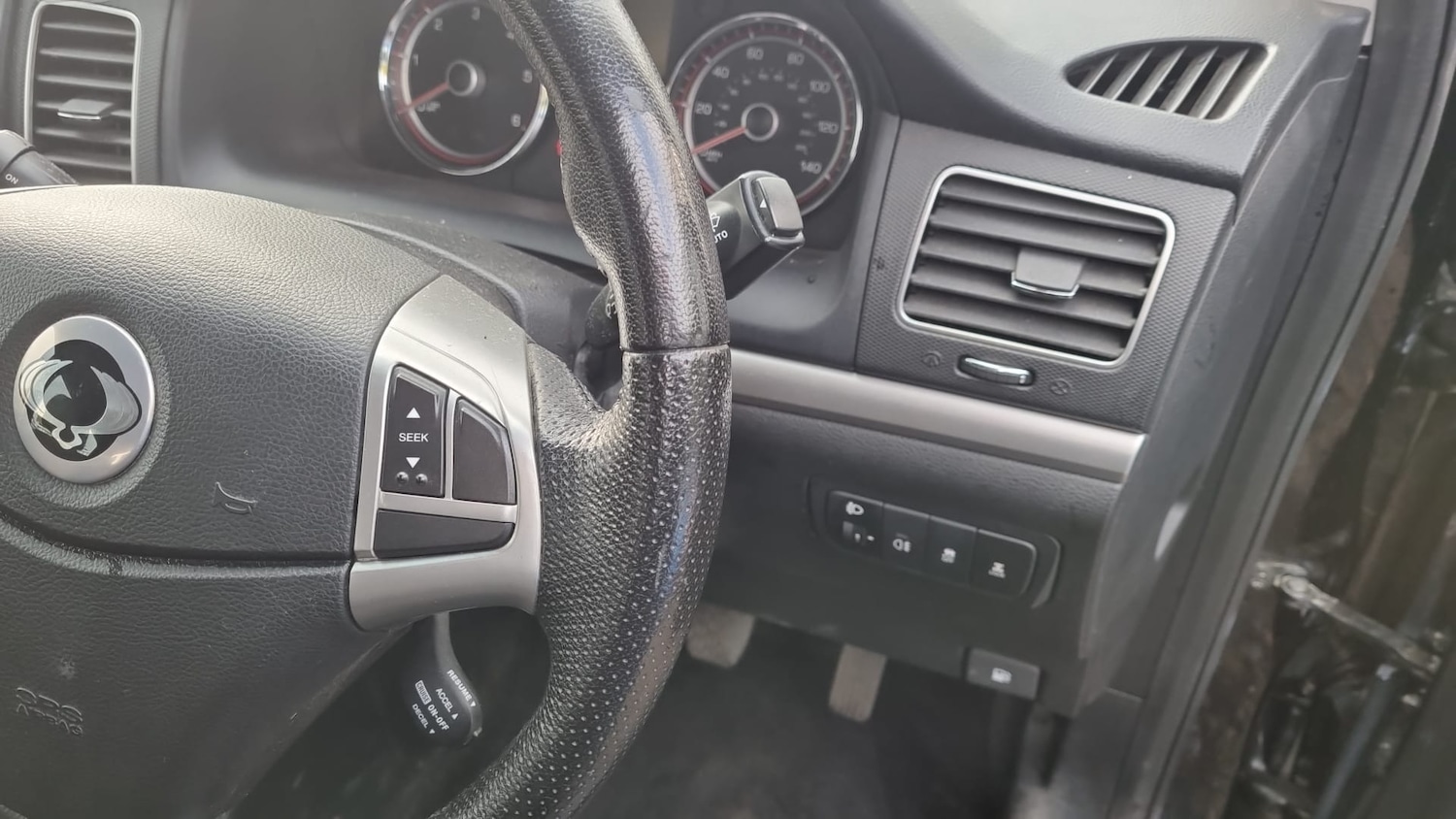Used Ssangyong Korando 2013 for sale - 76253025: Photo 11