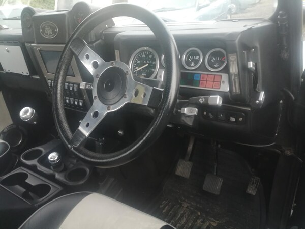 Used Land Rover Defender 90 2001 for sale - 66628545: Photo 19
