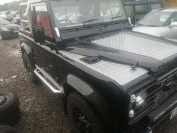 Used Land Rover Defender 90  for sale - 66628545: Photo