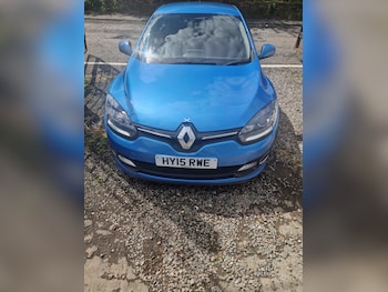 Used Renault Megane 2015 for sale - 78915402: Photo